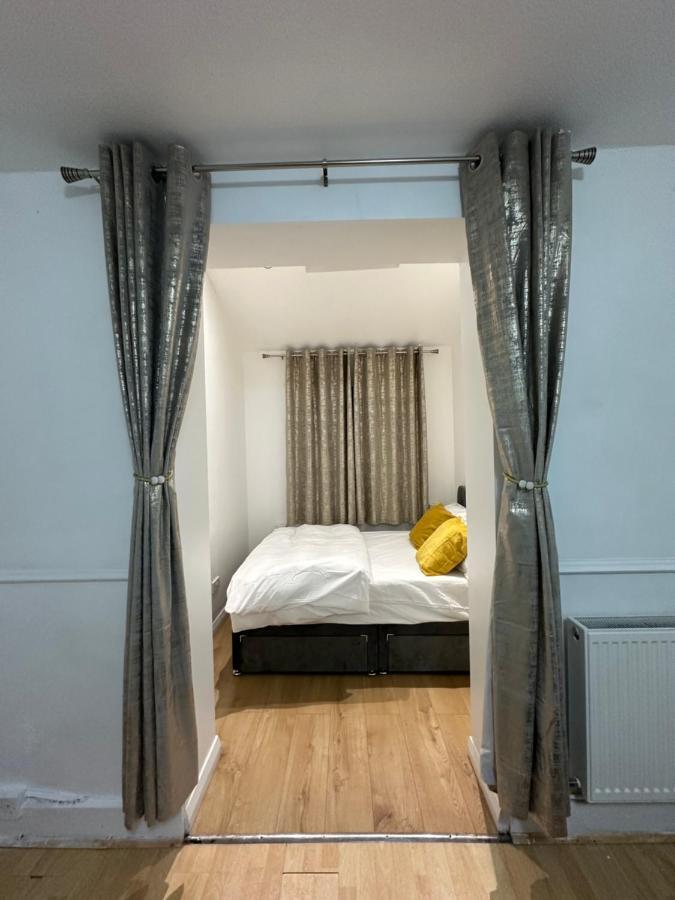 Keedonwood Road Bromley, Rooms With Free Wifi Экстерьер фото